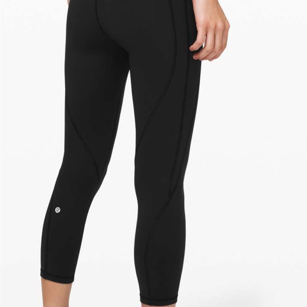 Size 4 NWT Black Cropped Lululemon Leggings